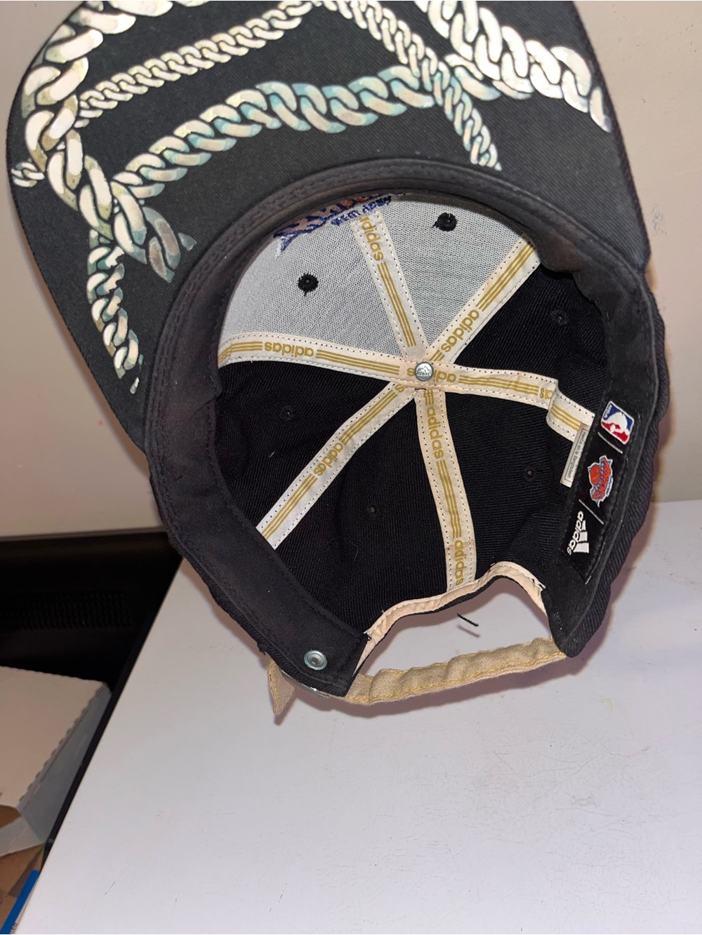 VTG Y2K adidas chain link NEW YORK knicks adidas strap back hat - Picture 5 of 5
